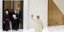 Il Papa a movimenti popolari, terra, casa e lavoro sacri
