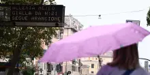 Il meteo divide l'Italia, forti temporali al Nord e sole al Centro Sud