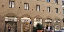 Colpo grosso da 200mila euro a Dior in centro a Firenze