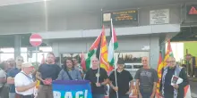 Sit in Usb per la pace davanti al porto di Trieste