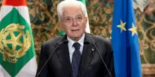 Mattarella a Napoli inaugura l'anno scolastico. Prima la visita al carcere di Nisida