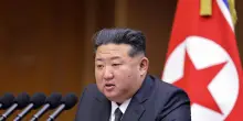 Kim Jong Un ordina di espandere la produzione di missili nel 2026