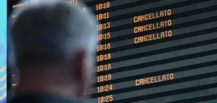 Dai bus ai treni, esclusi gli aerei: chi sciopera venerdì 12 dicembre