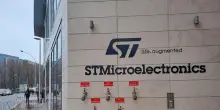 Boom per Stm in Borsa dopo la revisione al rialzo dei ricavi, +15% finale