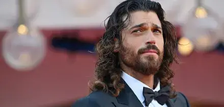 L'attore Can Yaman arrestato e poi rilasciato a Istanbul per droga. Il mistero della "stanza segreta"