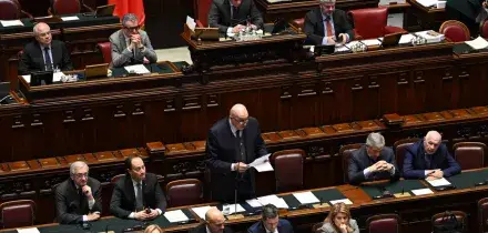 Ucraina, le comunicazioni di Crosetto alla Camera. 'Fermare l'aiuto a Kiev significa rinunciare alla pace giusta'