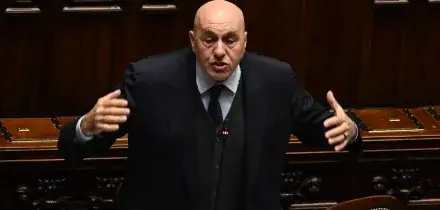 Crosetto: 'Dopo l'Ucraina la Russia sposter&agrave; sull'Artico le risorse militari'