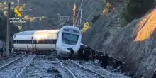 'Le vittime dell'incidente ferroviario trovate a centinaia di metri di distanza'