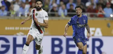 Calciomercato: il Napoli insiste per Marcos Leonardo, il Como rilancia su Cuenca