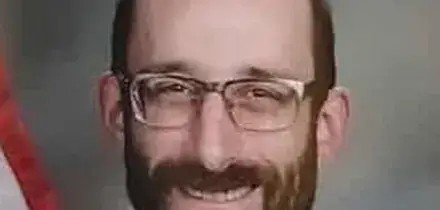 Chi era Alex Pretti, ucciso dai federali a Minneapolis, un infermiere impegnato e solidale