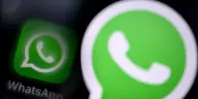 WhatsApp scopre una versione falsa creata da un'azienda italiana, spiati 200 utenti