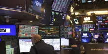 Borsa: si allenta la pressione dopo i dati sull'inflazione Usa, Milano gira in rialzo