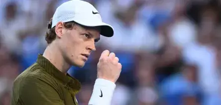 Australian Open: Sinner vola ai quarti, Darderi si arrende in tre set. L'altoatesino: "Match complicato, ma ho gestito la pressione"