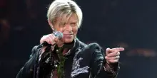 Dieci anni fa moriva David Bowie, resta un'icona senza tempo