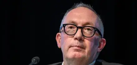 Crans Montana, denunciato anche il sindaco. 'Lesioni e incendio'