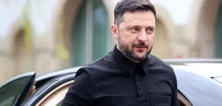 Zelensky arrivato a Davos, l'incontro con Trump alle 13