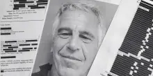 Nyt, dipartimento Giustizia ha censurato accuse a Trump dai file Epstein