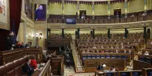 Il Parlamento ucraino ratifica accordo con Ue su prestito da 90 miliardi