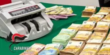 Nel Napoletano ai domiciliari con quasi un milione di euro in casa