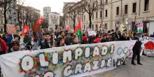 Milano-Cortina: sfila a Verona il corteo 'No Olimpiadi'