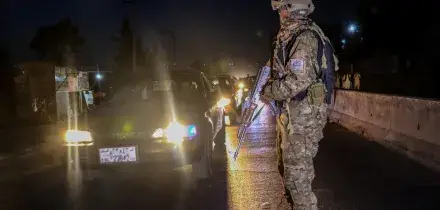 Pakistan, nel raid sull'Afghanistan uccisi 133 talebani