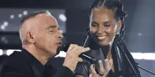 Eros Ramazzotti e Alicia Keys accendono l'Ariston