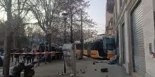 Tram deragliato a Milano, un morto e 39 feriti