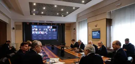 Meloni convoca una riunione di governo: "Italia vicina agli iraniani che chiedono rispetto dei diritti"