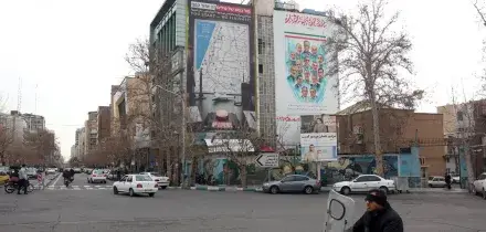 Teheran: 'Un grande muro di sfiducia con gli Usa'. Arrestato il portavoce dei riformisti