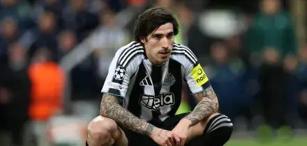 Champions: Tonali esce durante Barcellona-Newcastle, Gattuso in ansia