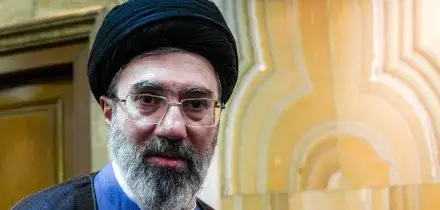 Teheran: 'Pronti a tutto se Usa e Israele attaccano le isole del Golfo'. Media: 'Due esplosioni a Erbil, antaerea intercetta i droni