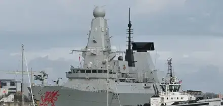 Medio Oriente, Londra invia un cacciatorpediniere per una futura missione a Hormuz - LIVEBLOG