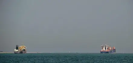 Medio Oriente, Londra annuncia piano a 6 per riapertura di Hormuz, c'&egrave; l'Italia. Minacce reciproche Tra Usa e Iran