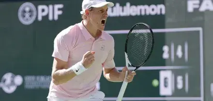 Sinner domina Zverev e conquista la prima finale a Indian Wells. L'azzurro: 'Un grande risultato'