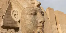 Testa di Ramses II torna nel tempio di Abydos