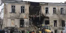 Ucraina, tre morti negli attacchi su due citt&agrave;