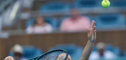 Cocciaretto lotta ma cede a Pegula negli ottavi di Charleston