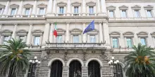 Bankitalia, a marzo il debito sale ancora, a 3.158,8 miliardi