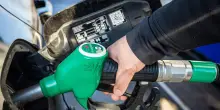 Benzinai, la speculazione c'&egrave; e la vedono tutti, il governo agisca