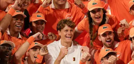 Attesa per Sinner, a Montecarlo sfida Humbert. Cobolli avanza