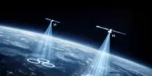 Starlink, satelliti di nuova generazione forniranno velocit&agrave; 5G dallo spazio