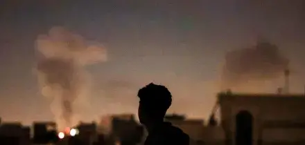 La guerra si allarga, missile verso la Turchia. Milizie curde entrano in Iran