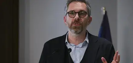 25 aprile: a Bologna attivisti pro-Pal contestano il sindaco Lepore