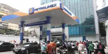 Vietnam taglia dazi sul petrolio per frenare aumento carburanti