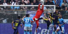Il Napoli frena, l'Inter passa a Como e avvicina il titolo