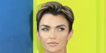 Ruby Rose accusa Katy Perry 'mi ha aggredita sessualmente', la popstar '&egrave; falso'