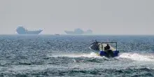 Medio Oriente, Teheran: 'Colpita con due missili una nave da guerra americana vicino a Hormuz'. Gli Usa smentiscono- LIVEBLOG