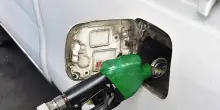 Continuano i rincari dei carburanti in El Salvador