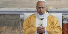 Il Papa: 'Dio straziato dalle guerre, non sta con i prepotenti'