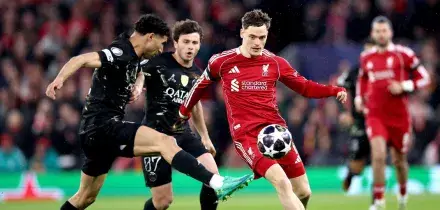 In campo Liverpool - PSG 0-0 e Atletico Madrid - Barcellona 1-2 DIRETTA e FOTO